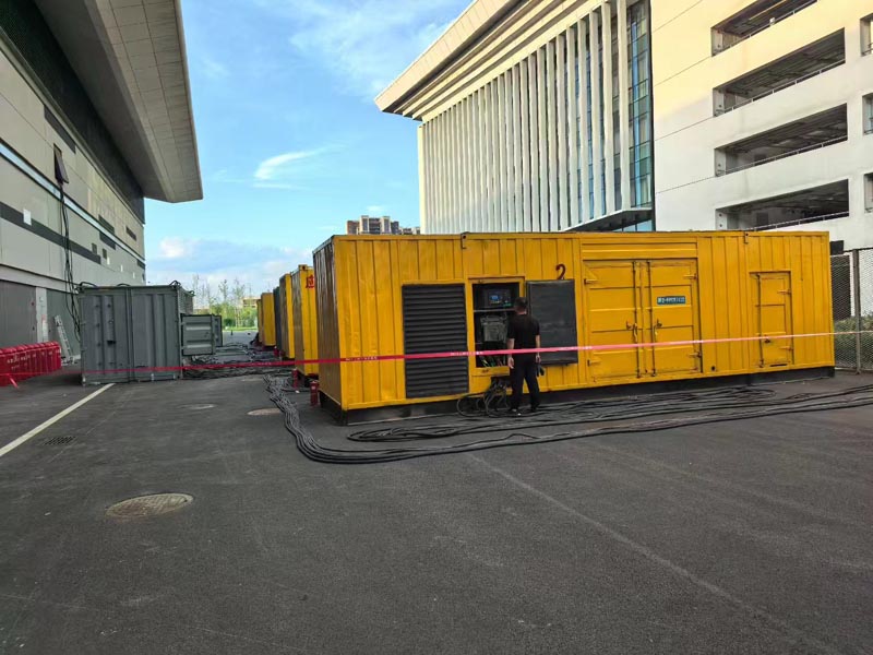 南京柴油发电机冬季保养注意事项?